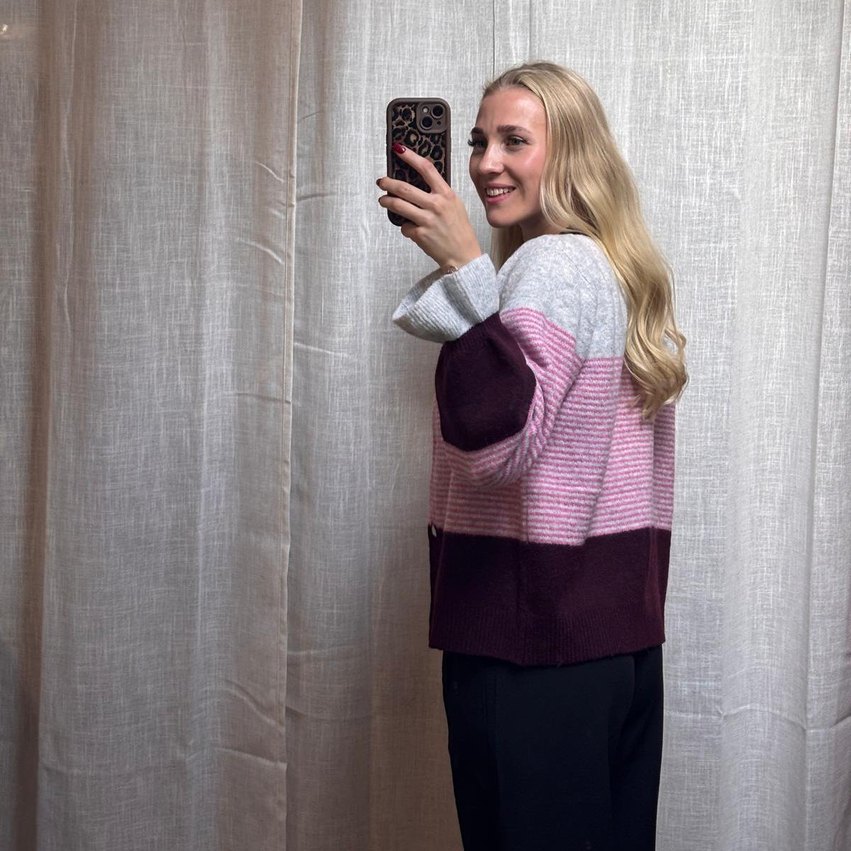STRICKJACKE LUNA GRAU X BERRY