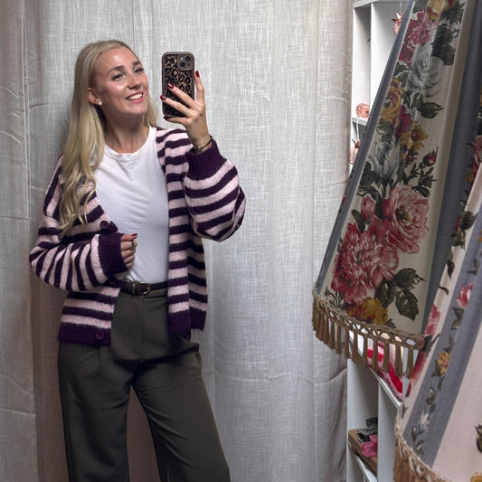STRICKJACKE MOLLY LILA