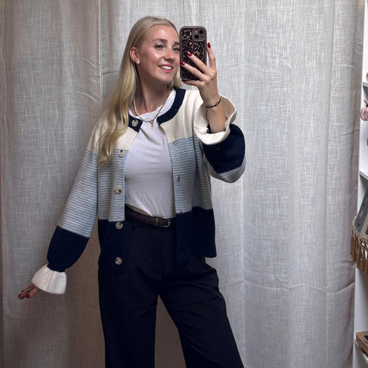 STRICKJACKE LUNA BLAU