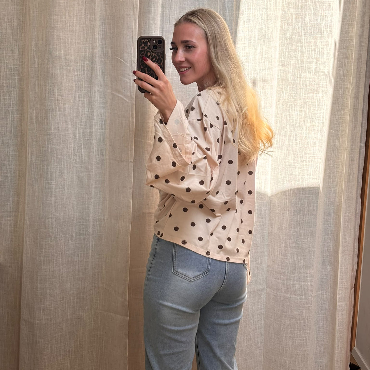 OVERSIZE LONGSLEEVE DOTS - BEIGE