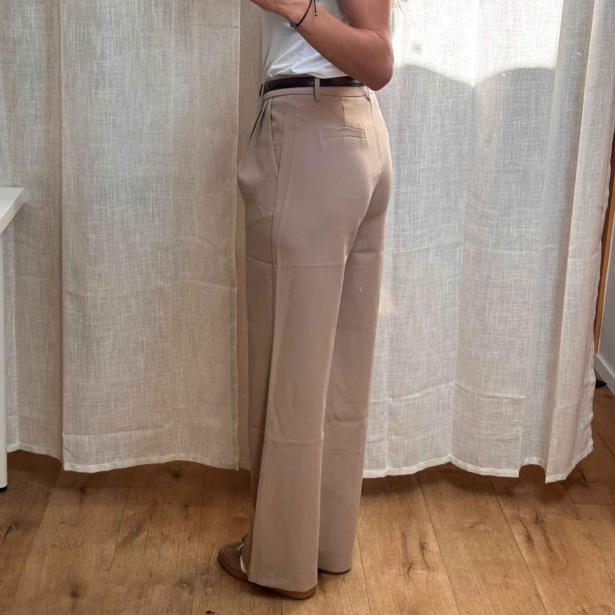 ANZUGHOSE MILA BEIGE
